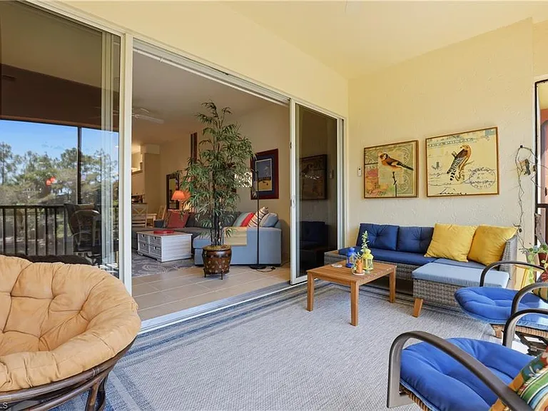 8601 Piazza Del Lago Cir #203 — Photo 28