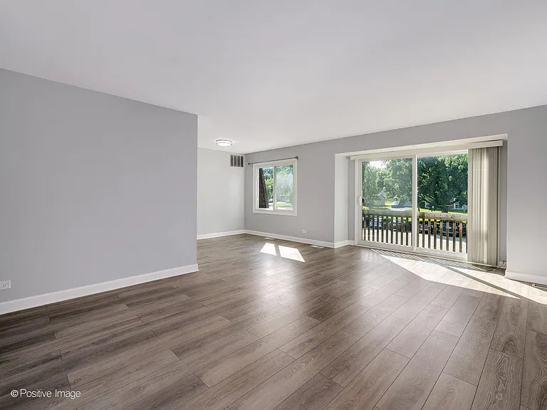 3018 Roberts Dr #8 — Photo 3