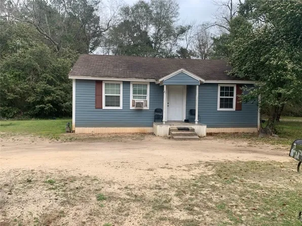 612 Virginia Cir, Montezuma, GA 31063