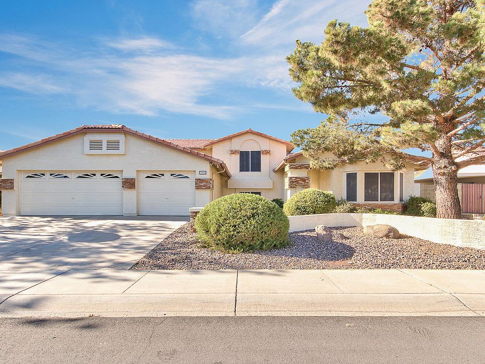 1st image of 7566 W Corrine Dr