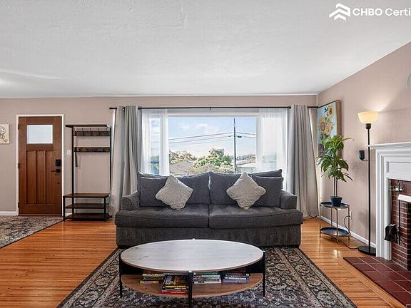 4th image of 6723 Glen Mawr Ave