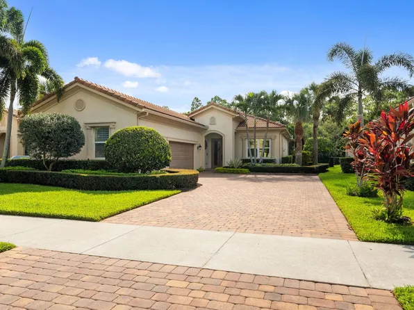 8313 SW Marin Drive, Stuart, FL 34997