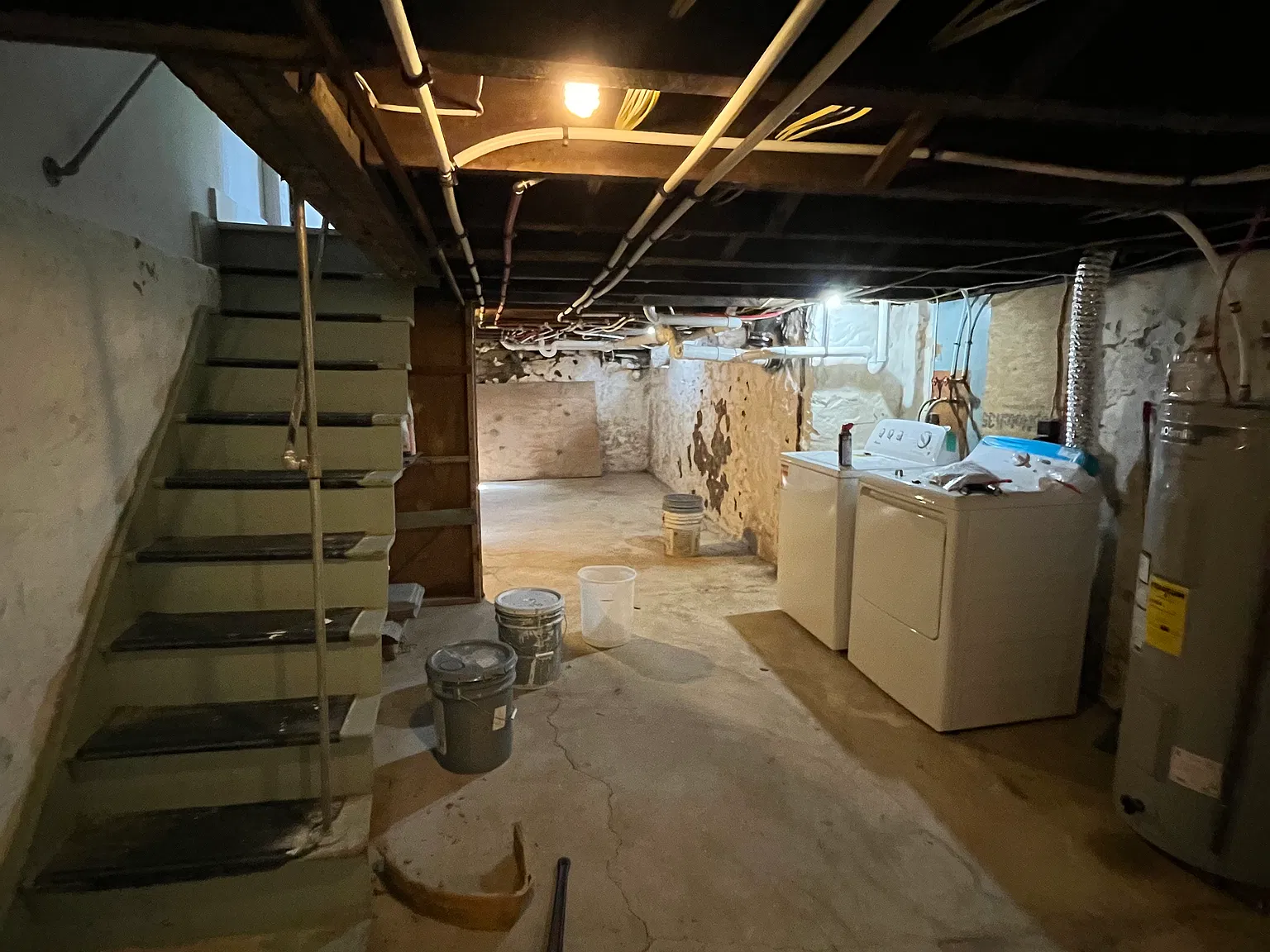 2 bed, 800 sqft, $1,600 — Photo 3