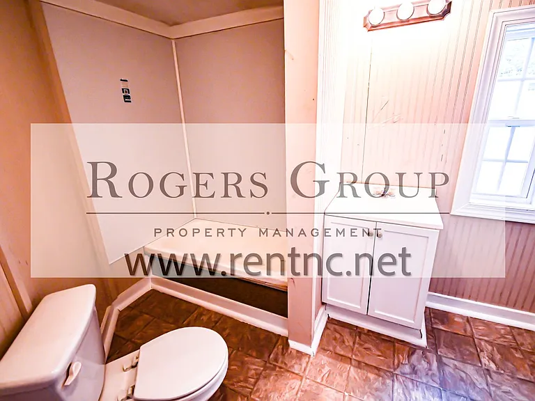124 Woodway Dr — Photo 6