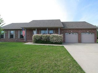 1103 E Cedar St, New Baden, IL 62265