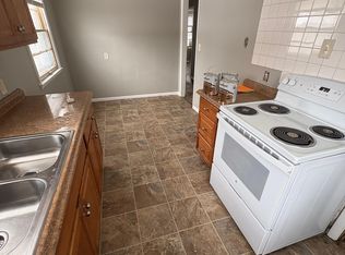 3235 Girard Ave N, Minneapolis, MN 55412