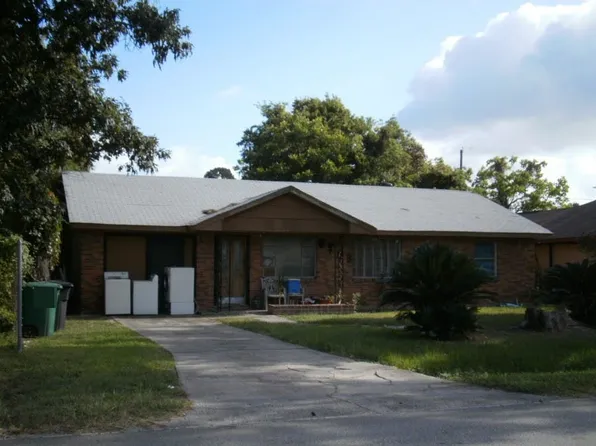 5709 Langley Rd, Houston, TX 77016