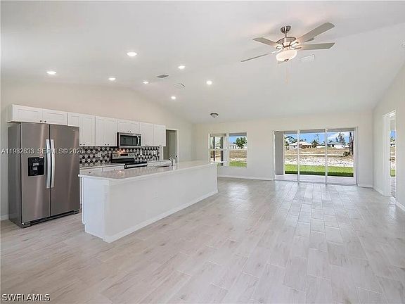 5th image of 2803 El Dorado Blvd N