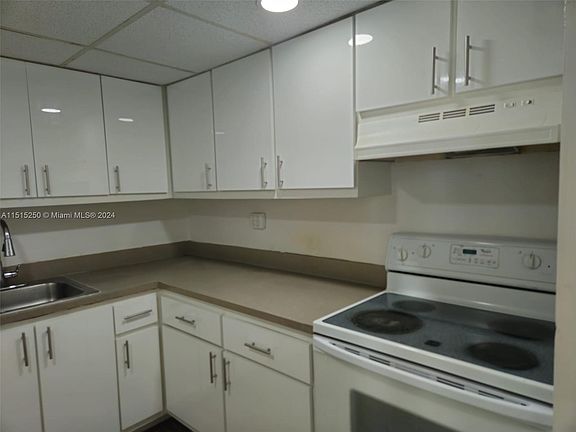 4th image of 1720 NW North River Dr APT 308