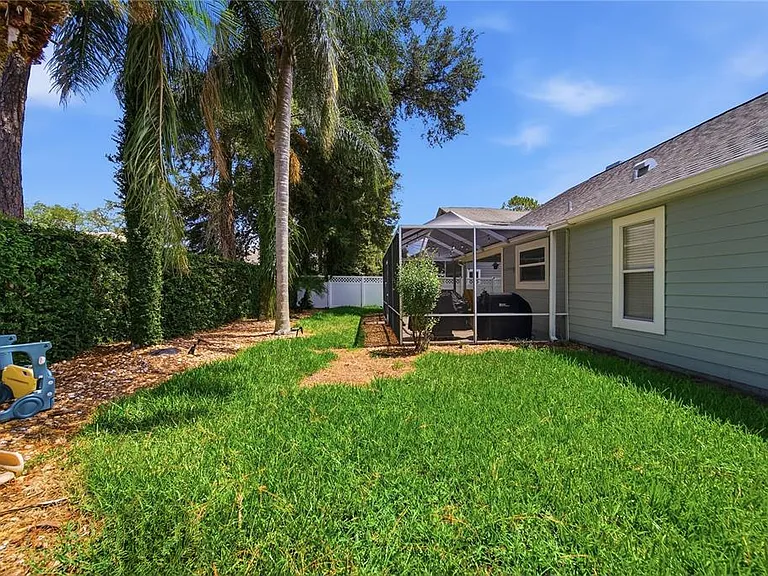 17633 Esprit Dr — Photo 18