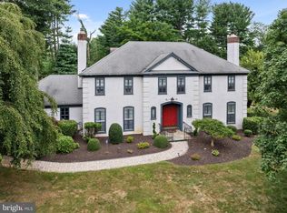 706 Larchwood Ln, Villanova, PA 19085