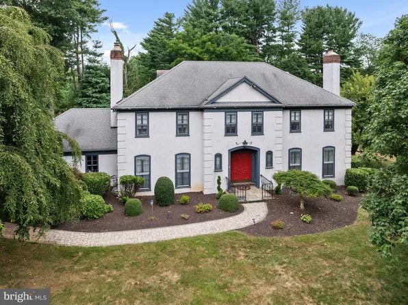 706 Larchwood Ln, Villanova, PA 19085