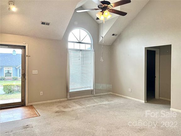 3rd image of 3356 Chadbury Dr NW
