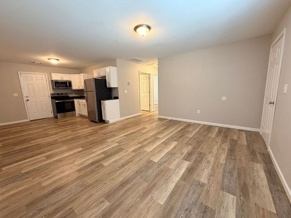 67 Aloha Cir #B