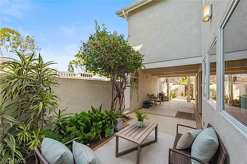 24 Spicewood Way Photo 1