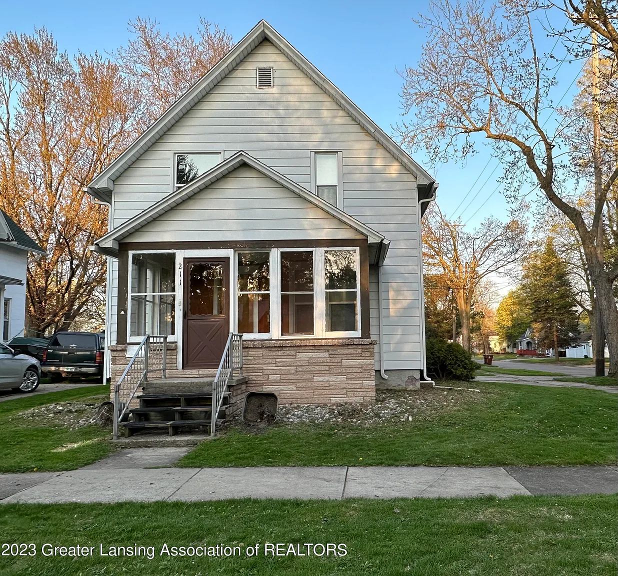 211 S Mead St photo 1