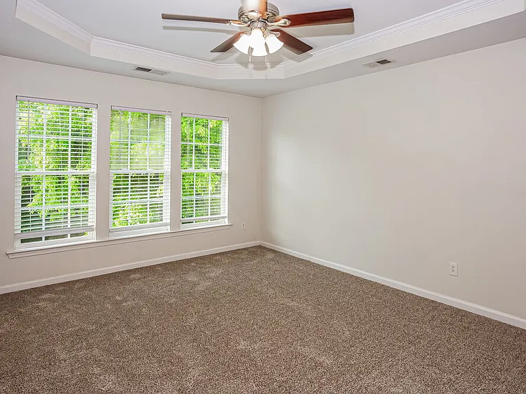11240 Cypress View Dr — Photo 9