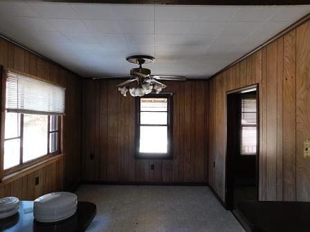 5th image of 278 Elm St