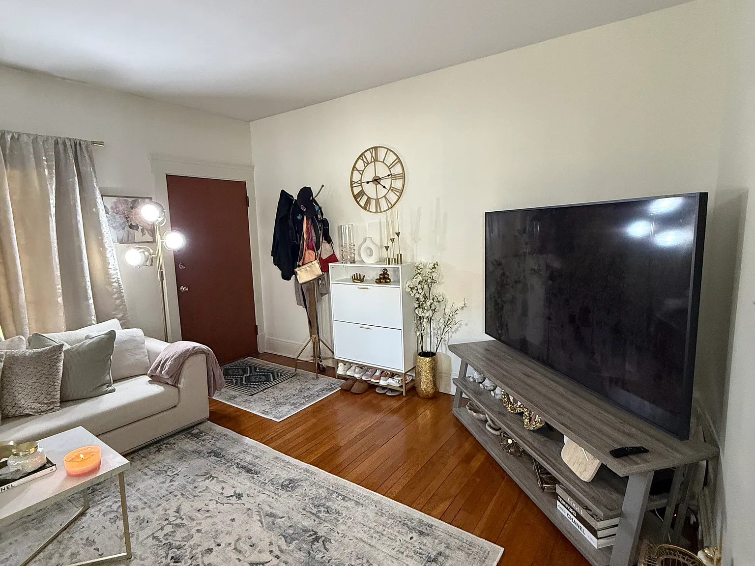 3 bed, 2000 sqft, $2,800 — Photo 4