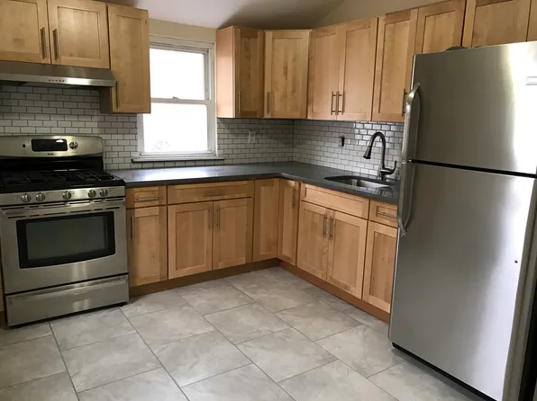 209 Tibbetts Rd #2, Yonkers, NY 10705