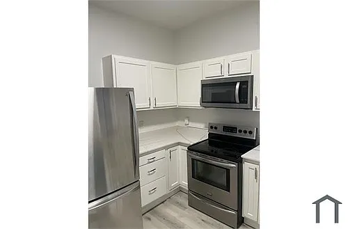 529 Irving St NW #1 Photo 1