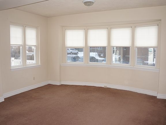 4th image of 256 Franklin Ave APT 1C