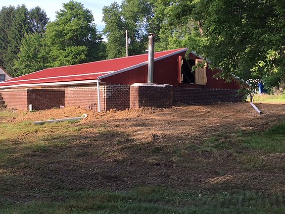 2nd image of 382 Bruin Main St