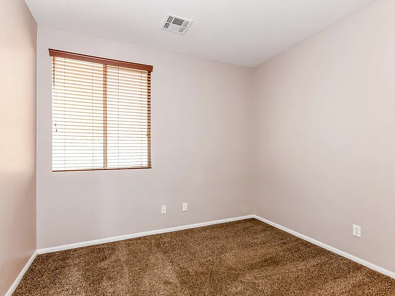 4344 Desert Home Ave — Photo 12