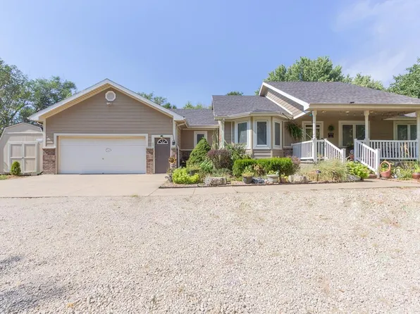 405 S Van Buren St, Abilene, KS 67410