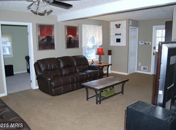 5th image of 8398 Bodkin Ave