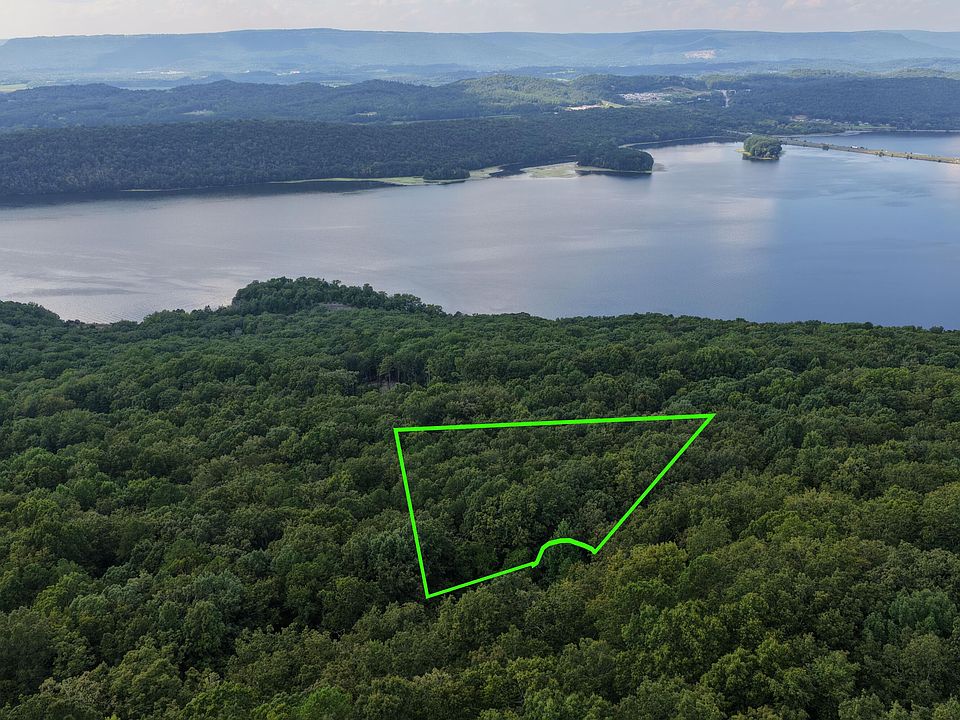 1st image of 2 Bluff Rd