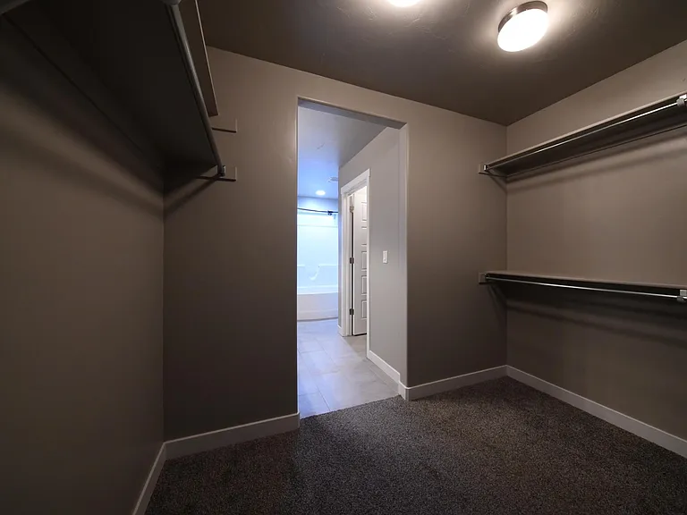 1391 W Bridal Veil Dr — Photo 16