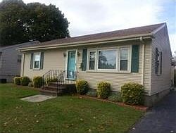 2nd image of 121 Bullock St