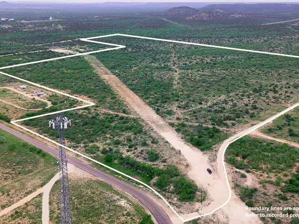 11501 Mule Deer Dr, Carlsbad, TX 76934