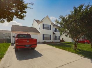 6403 Coxley Ln, Suffolk, VA 23435