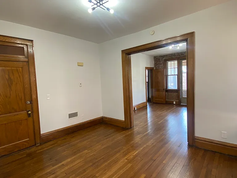 236 Buttles Ave — Photo 8