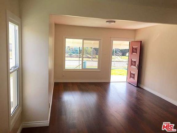 3rd image of 1255 W 69th St