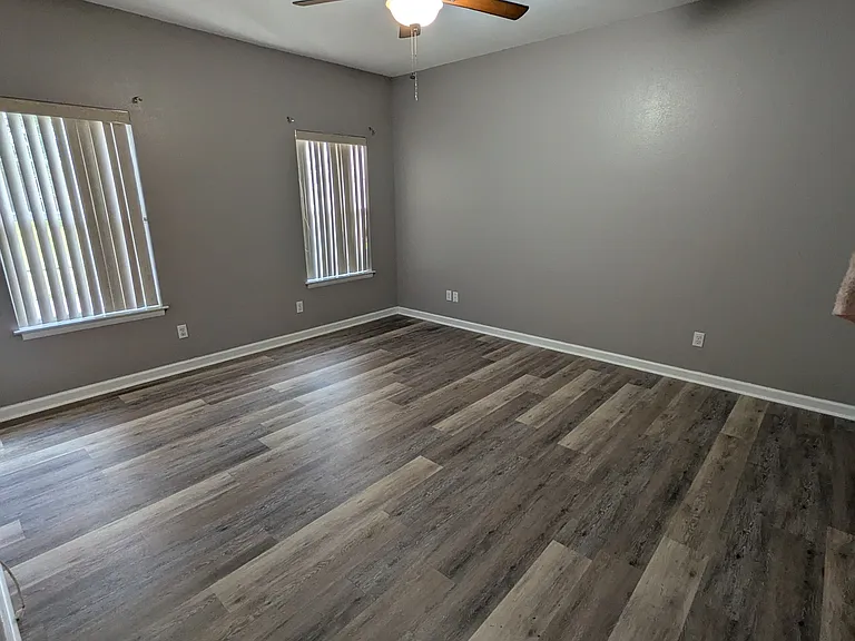 275 Timber Ridge Dr — Photo 13