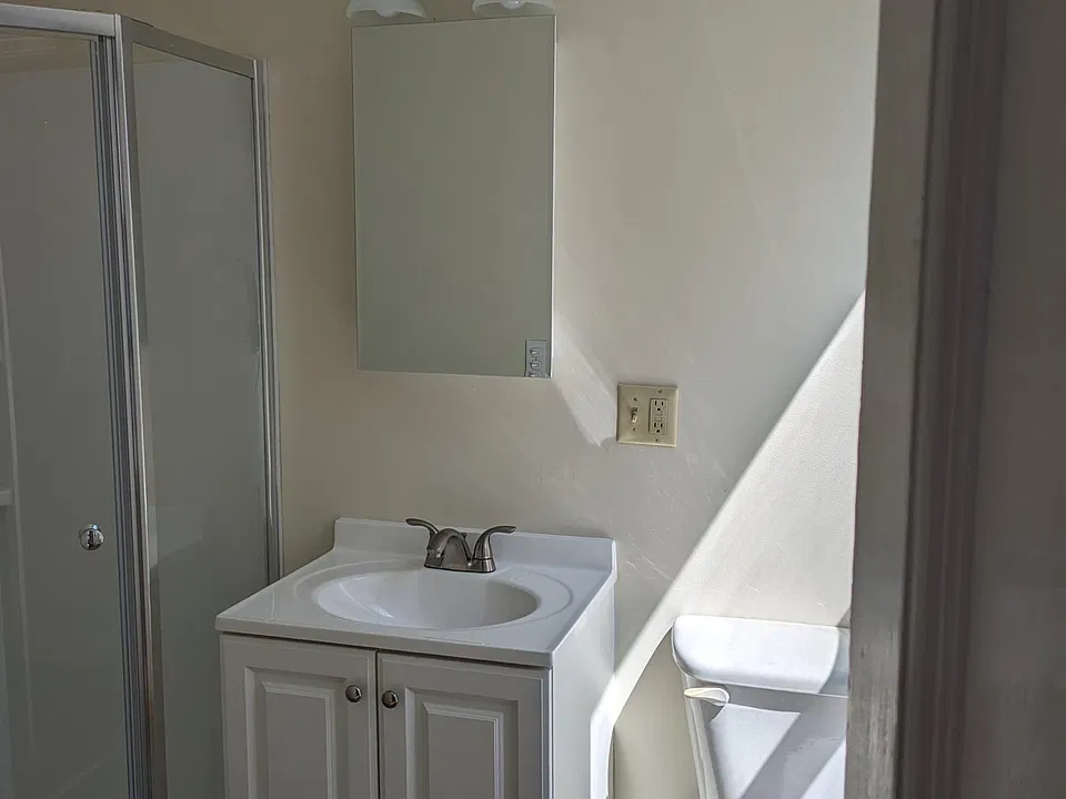 252 South St #2