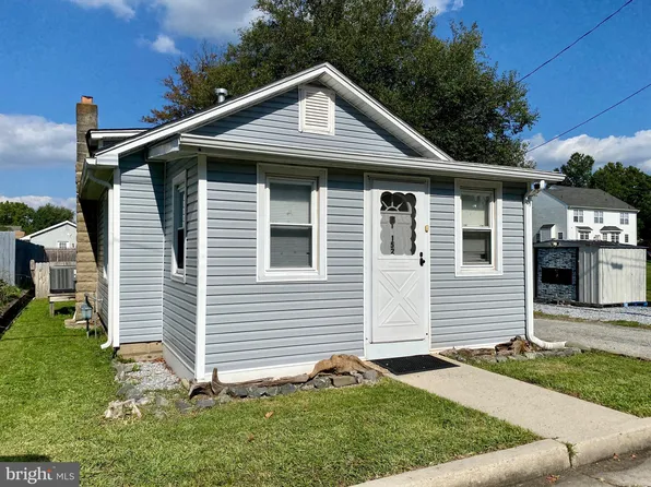 152 Georgia Rd, Pennsville, NJ 08070