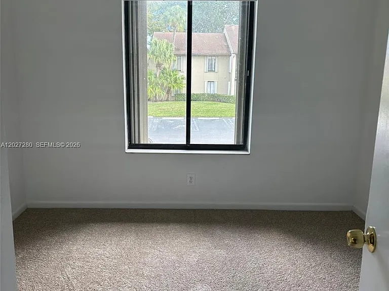 718 Sunny Pine Way #H2 — Photo 13