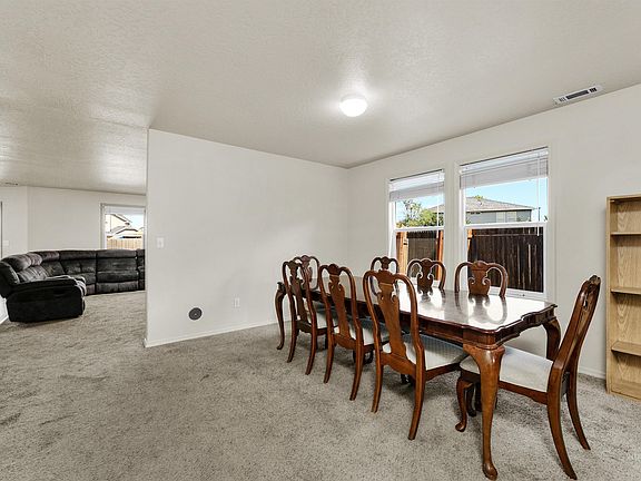 5th image of 6999 S Acacia Ave