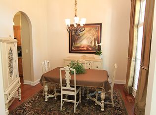 2001 Vintners Ct, Raleigh, NC 27610