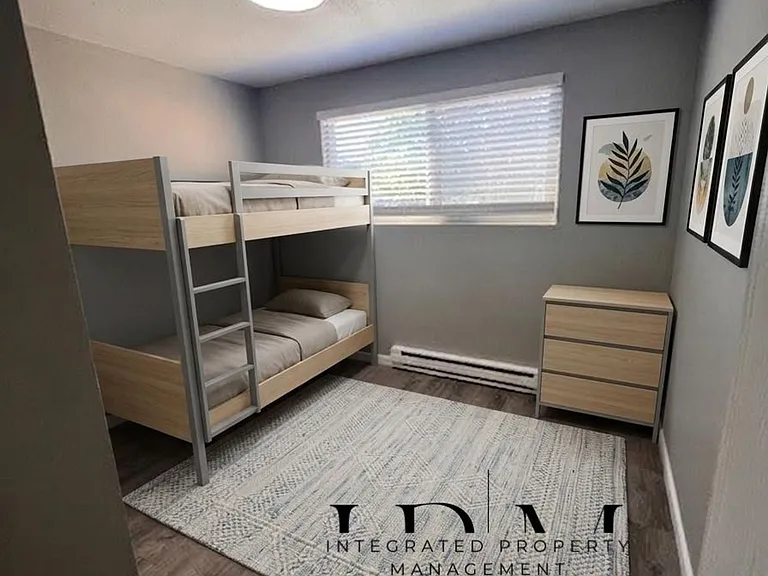 122 Lilly Rd NE — Photo 3