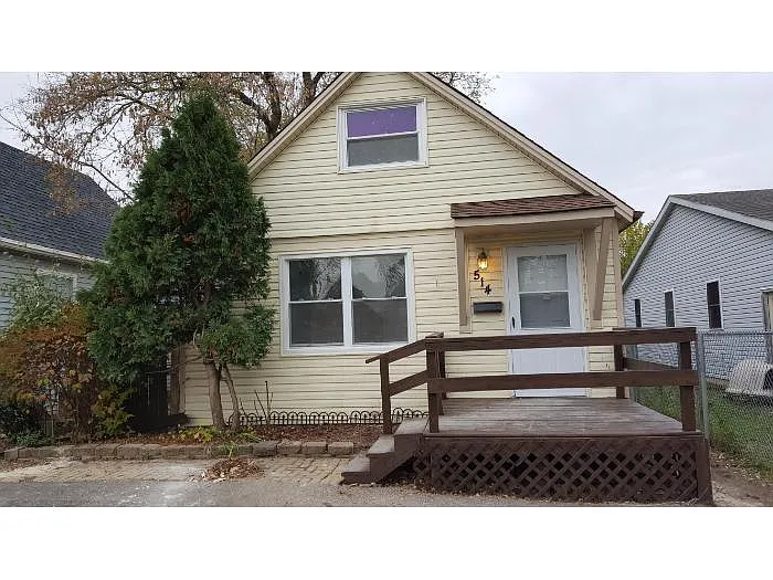 514 Arbor Dr photo 1