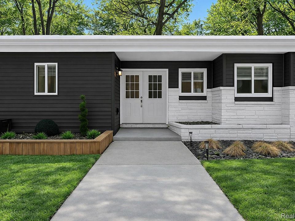 1st image of 2566 Harrington Rd