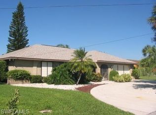 27090 Flossmoor Dr, Bonita Springs, FL 34135