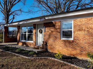 2500 Belshire Dr, Conover, NC 28613