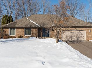 11866 Driftwood Rd, Eden Prairie, MN 55344