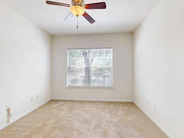 Ashton at Waterford Lakes — Photo 60